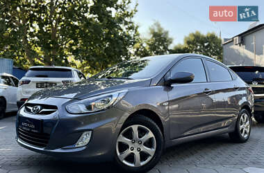 Седан Hyundai Accent 2011 в 