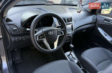 Седан Hyundai Accent 2011 в 