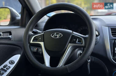 Седан Hyundai Accent 2011 в 