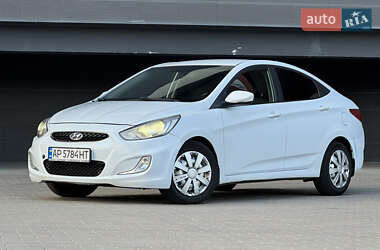 Седан Hyundai Accent 2018 в Киеве