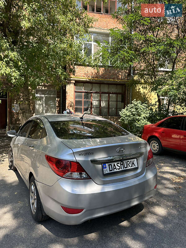 Седан Hyundai Accent 2012 в Харькове