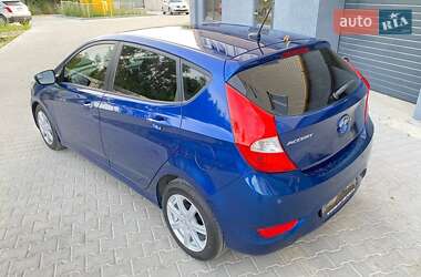 Хэтчбек Hyundai Accent 2015 в 