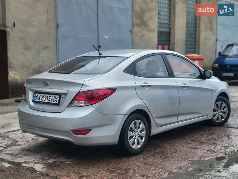 Седан Hyundai Accent 2016 в Львове