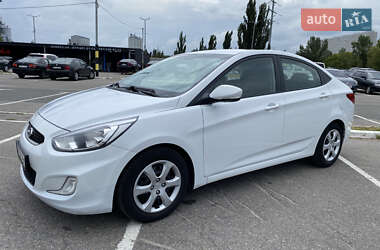 Седан Hyundai Accent 2018 в Киеве