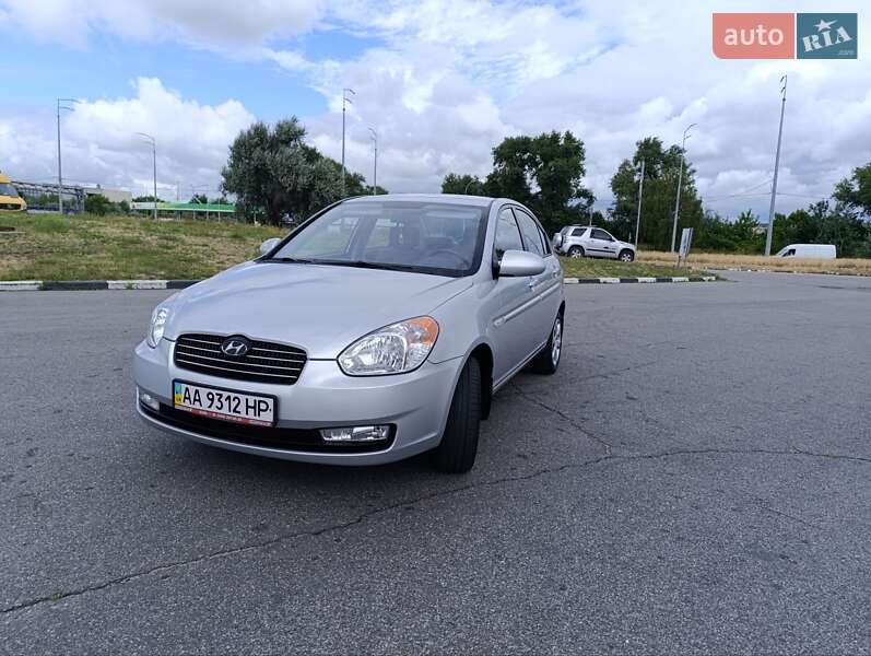 Hyundai Accent 2008