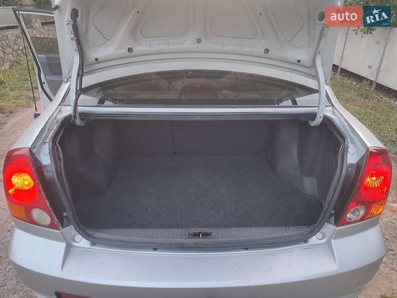 Седан Hyundai Accent 2004 в Баре