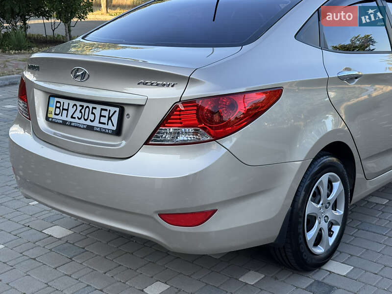 Седан Hyundai Accent 2013 в Одессе