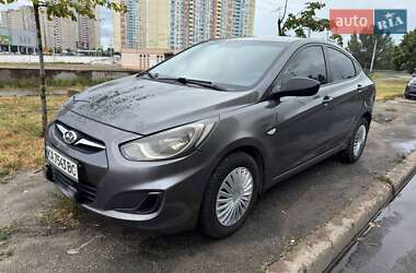 Седан Hyundai Accent 2014 в Києві