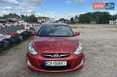 Седан Hyundai Accent 2012 в Умані