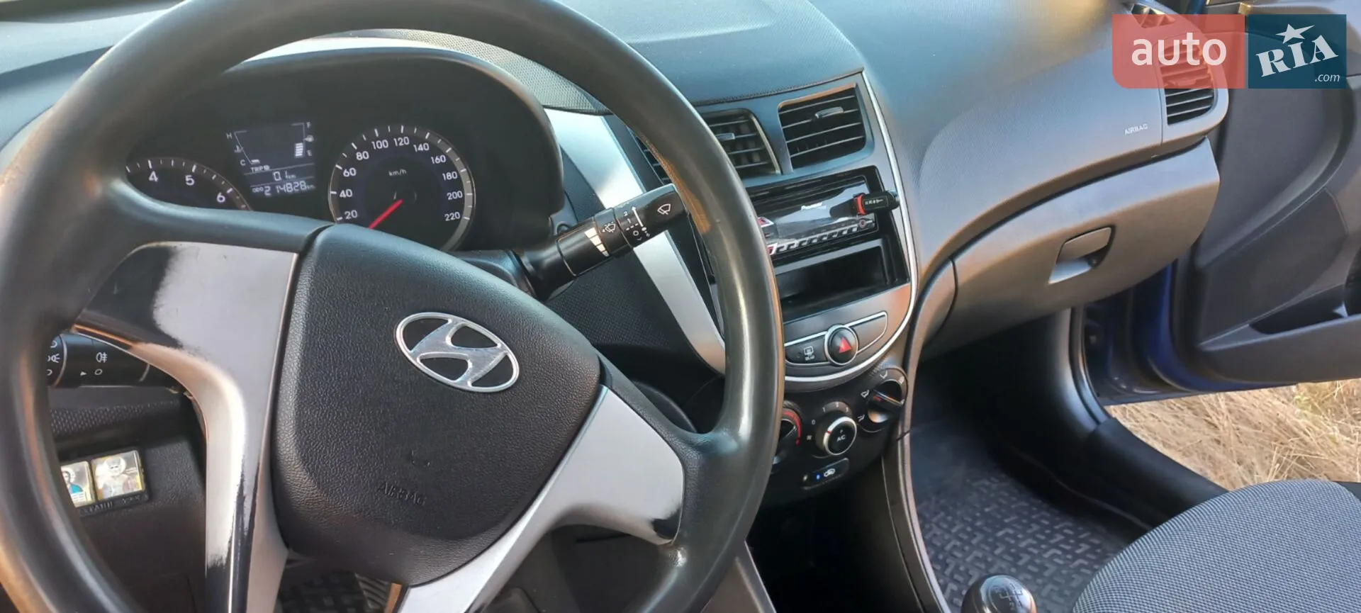 2012 Hyundai Accent - мініатюра 4
