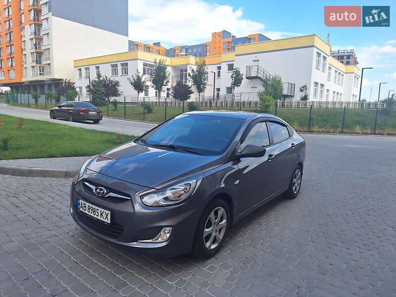 Седан Hyundai Accent 2013 в Виннице