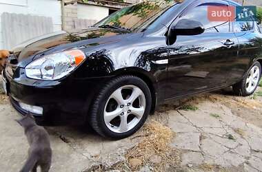 Хэтчбек Hyundai Accent 2008 в 