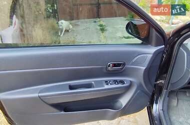 Хэтчбек Hyundai Accent 2008 в 