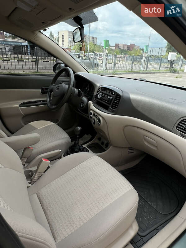 Седан Hyundai Accent 2008 в Харькове