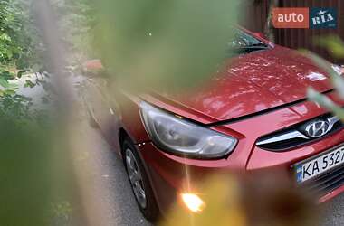 Седан Hyundai Accent 2013 в Киеве