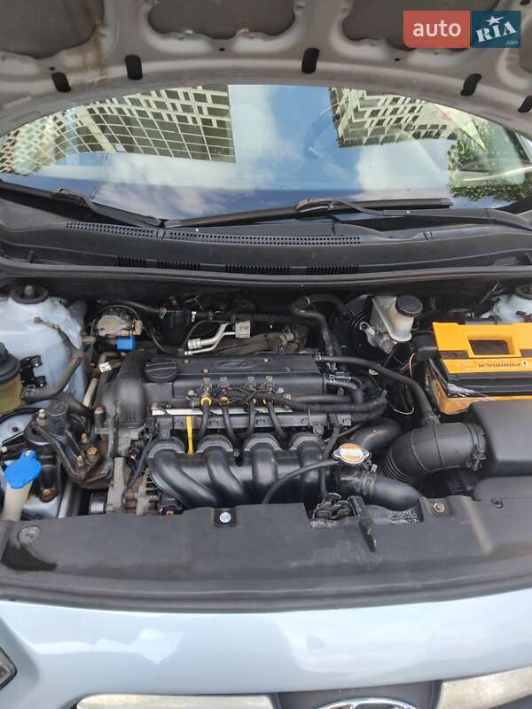 Седан Hyundai Accent 2011 в Києві