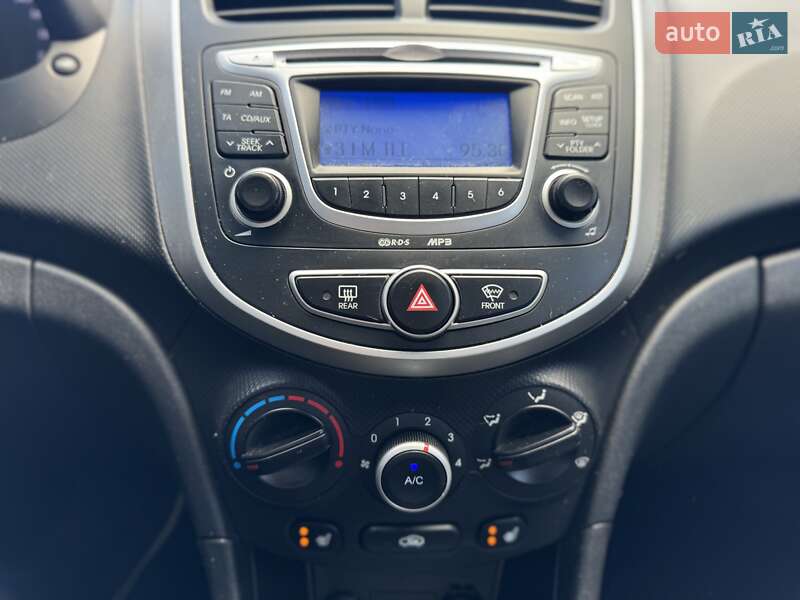 Седан Hyundai Accent 2013 в Одессе