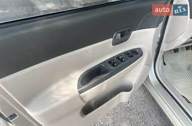 Седан Hyundai Accent 2006 в 