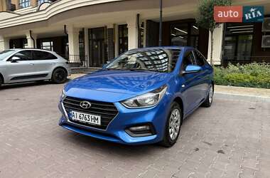 Седан Hyundai Accent 2017 в Киеве