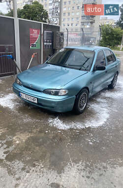 Седан Hyundai Accent 1995 в Шостці