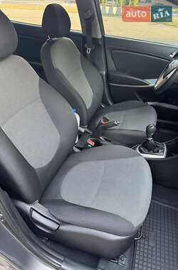Седан Hyundai Accent 2013 в 