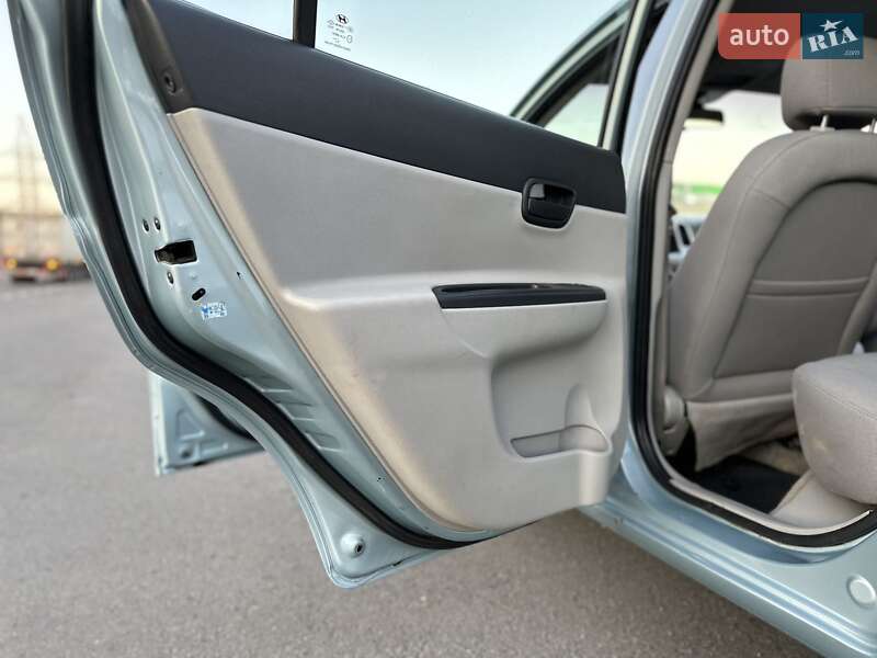 Хэтчбек Hyundai Accent 2008 в Одессе