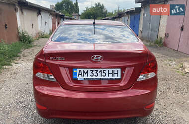 Седан Hyundai Accent 2013 в 