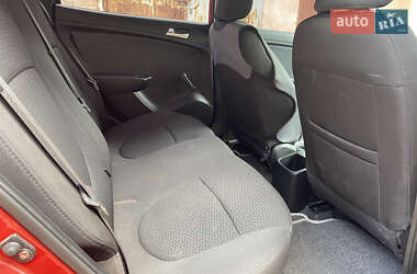 Седан Hyundai Accent 2013 в 