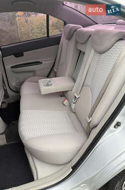 Седан Hyundai Accent 2008 в 