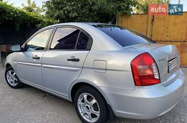Седан Hyundai Accent 2008 в Путивлі