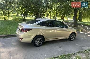 Седан Hyundai Accent 2012 в Тернополе