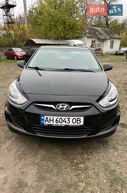 Седан Hyundai Accent 2013 в Верхнеднепровске