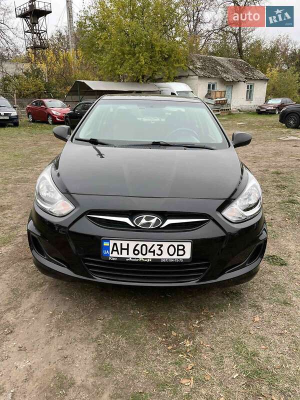 Hyundai Accent