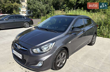 Седан Hyundai Accent 2013 в Києві