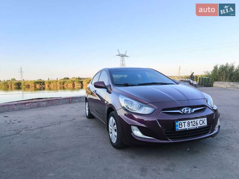 Седан Hyundai Accent 2011 в 