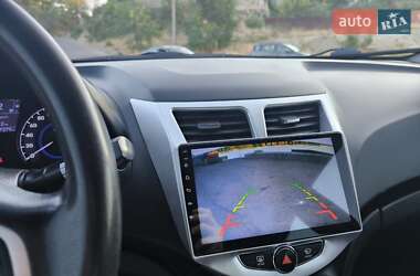 Седан Hyundai Accent 2011 в 