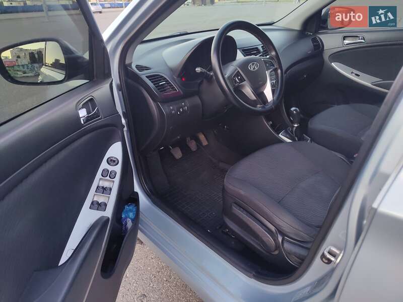 Седан Hyundai Accent 2011 в Харькове