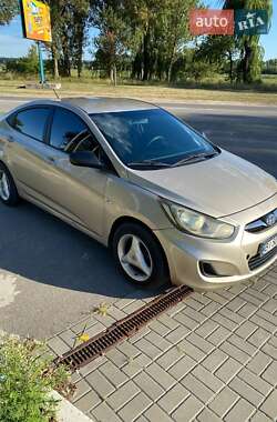 Седан Hyundai Accent 2011 в Кременчуці