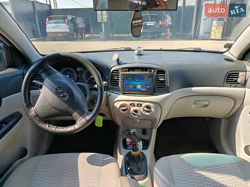 Седан Hyundai Accent 2008 в Одесі