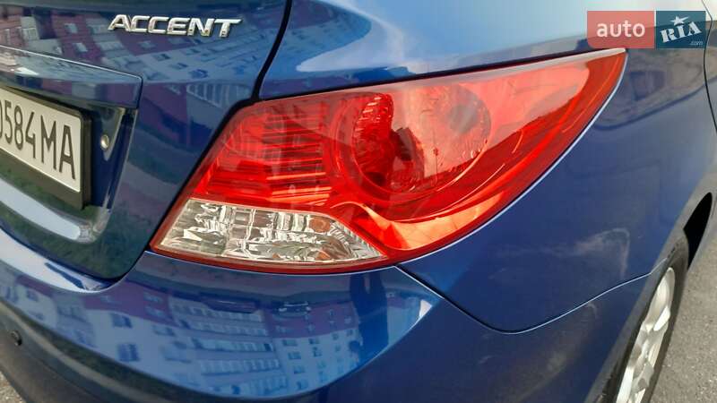 Седан Hyundai Accent 2013 в Виннице