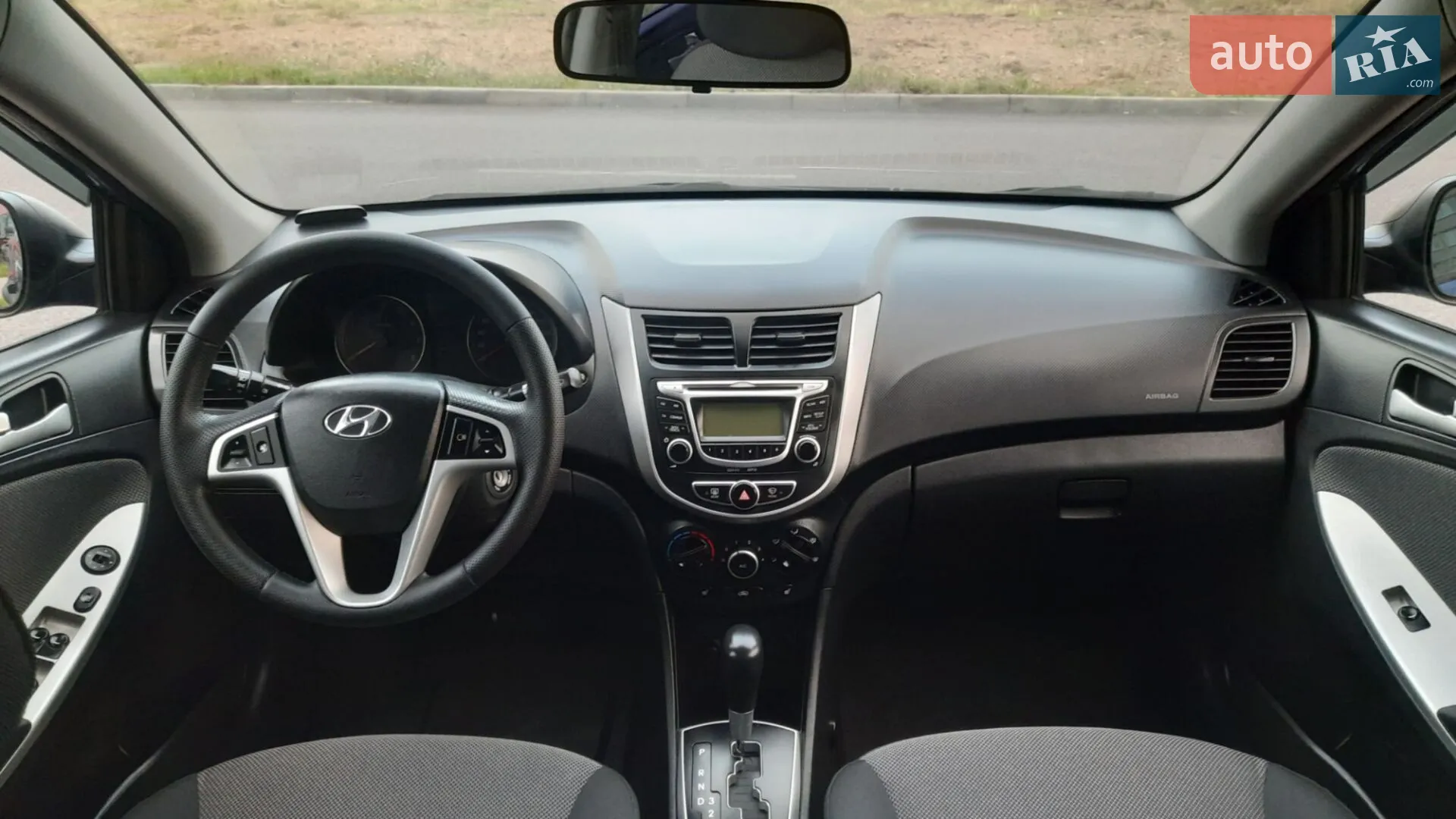 2013 Hyundai Accent - мініатюра 17