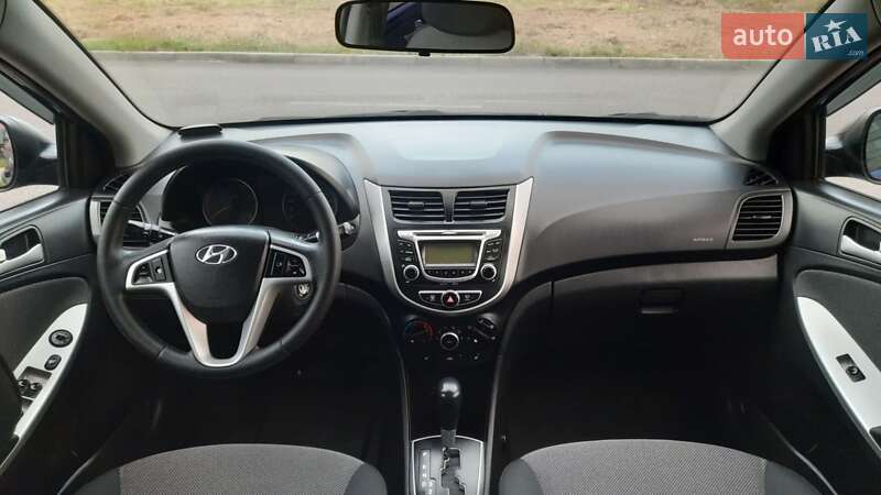 Седан Hyundai Accent 2013 в Виннице