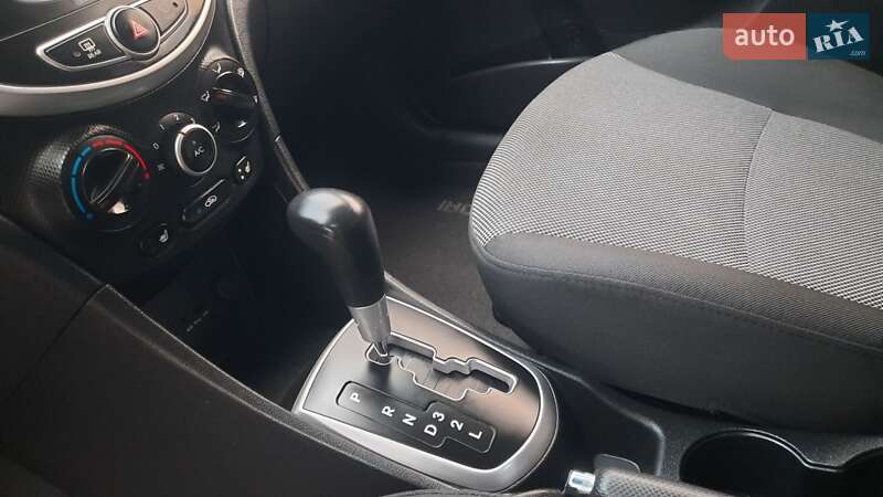 Седан Hyundai Accent 2013 в Виннице