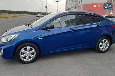 Седан Hyundai Accent 2013 в Виннице
