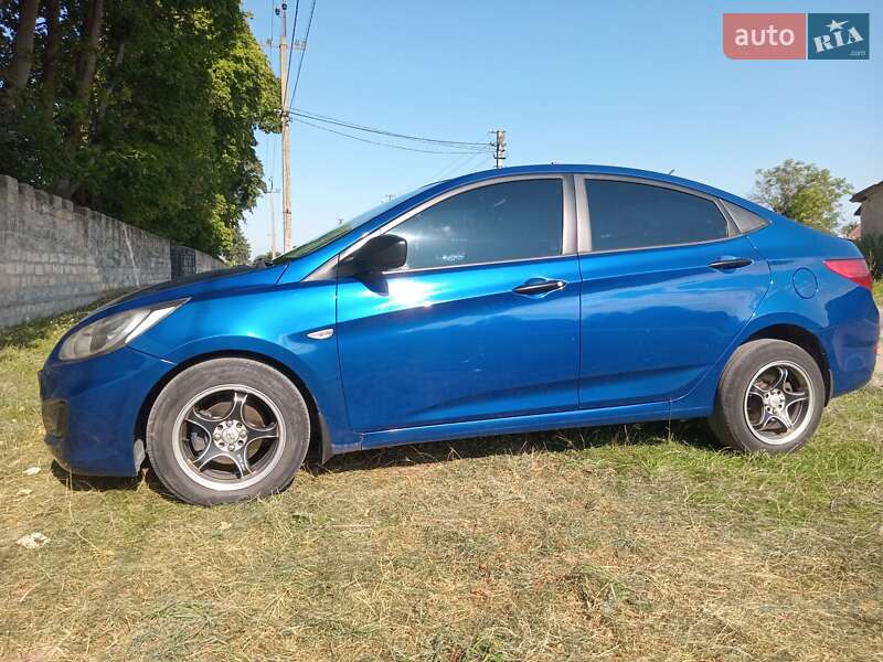 Седан Hyundai Accent 2011 в Збаражі фото 6 Седан Hyundai Accent 2011 в Збаражі