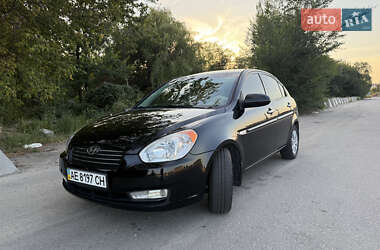 Седан Hyundai Accent 2008 в Днепре