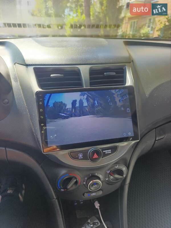 Хэтчбек Hyundai Accent 2014 в Борисполе