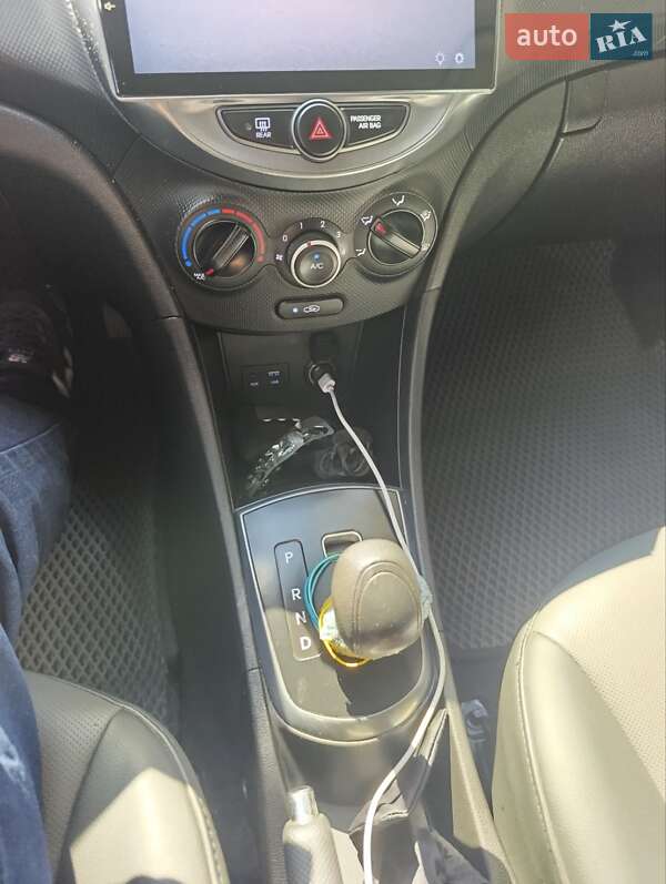 Хэтчбек Hyundai Accent 2014 в Борисполе