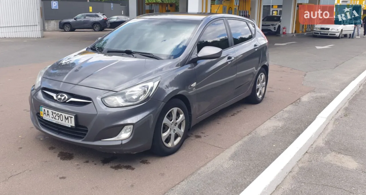 2013 Hyundai Accent - мініатюра 18