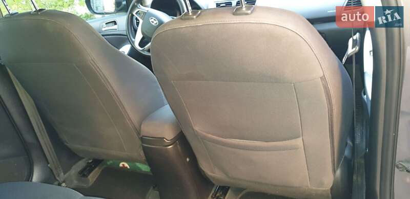 Хетчбек Hyundai Accent 2012 в Києві фото 27 Хетчбек Hyundai Accent 2012 в Києві